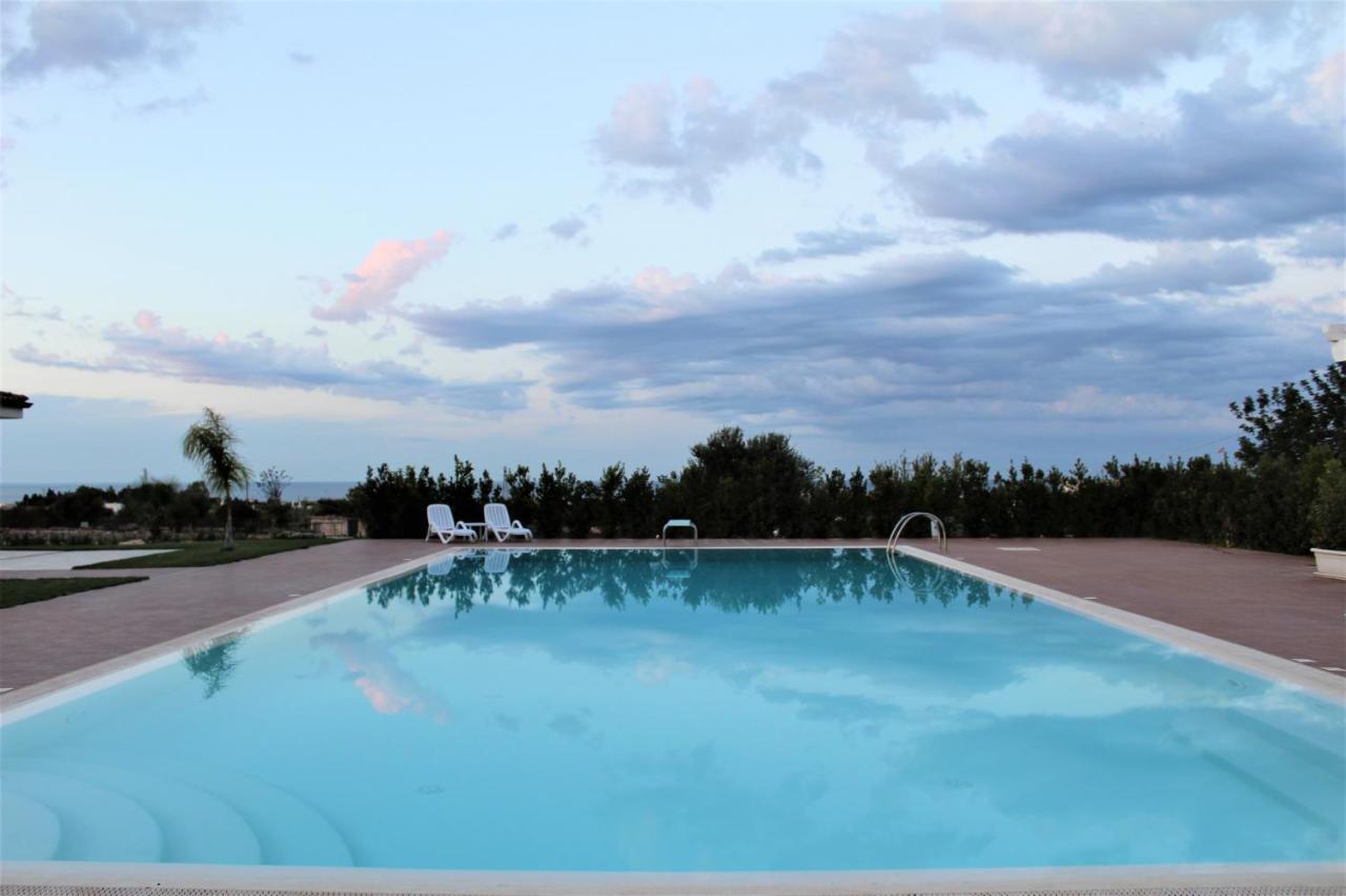 Villa Maria - Apartments In Villa With Pool Polignano a Mare Exterior foto